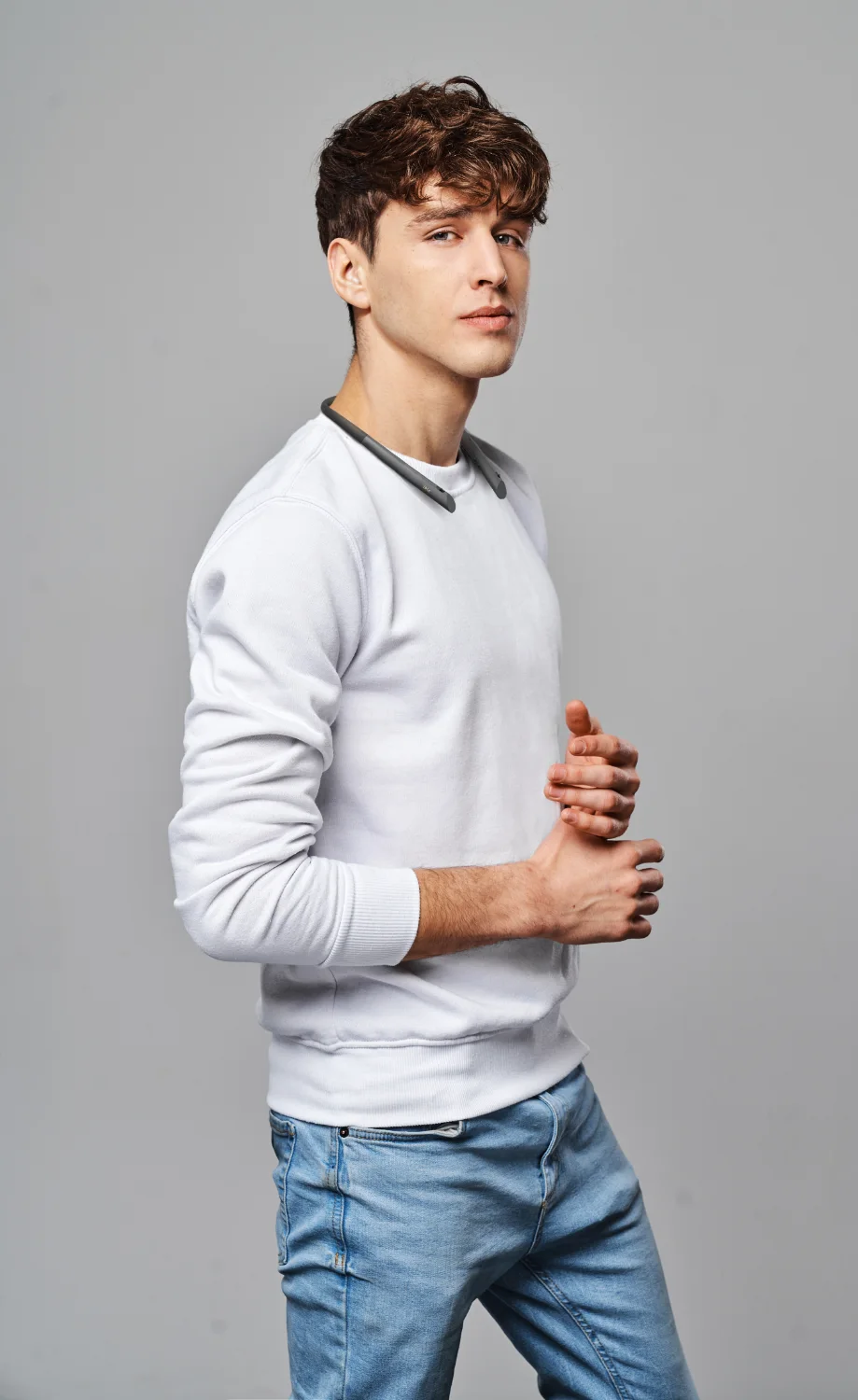 ible Airvida L2 — มินิมอลลำลอง สเวตเตอร์ & ยีนส์